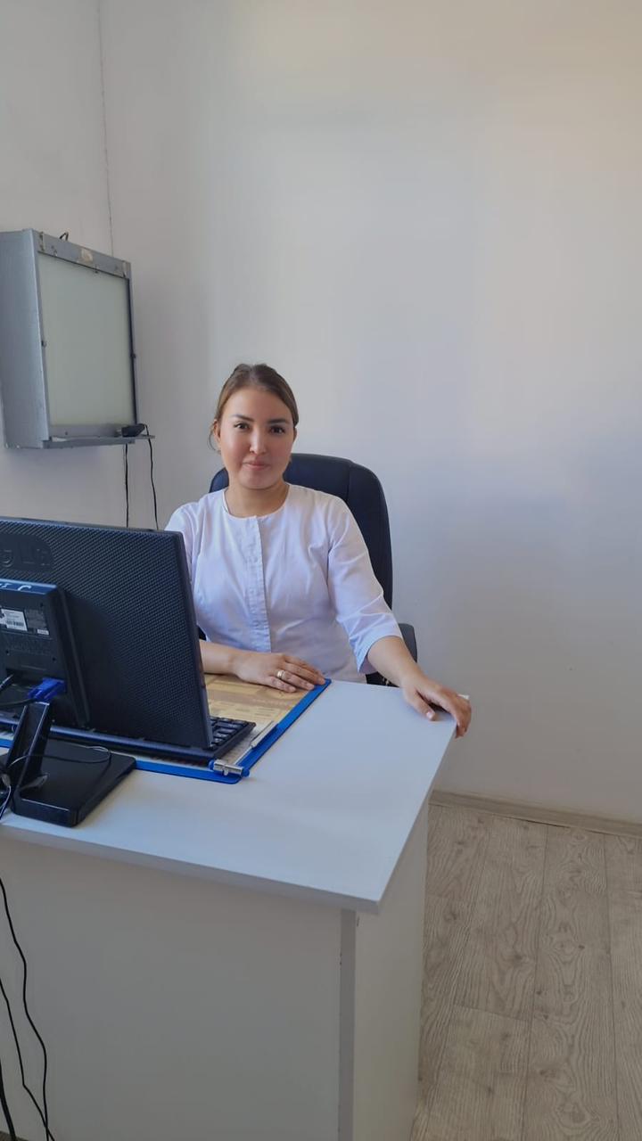 Фото врача Айнур Бауыржанқызы